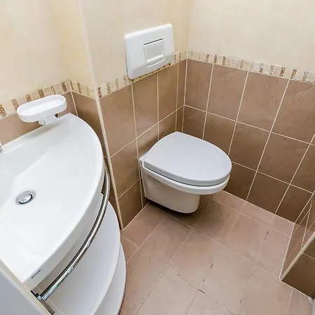 Гостевой дом Cinema View House 3*