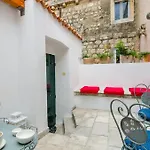 Cinema View House 3*