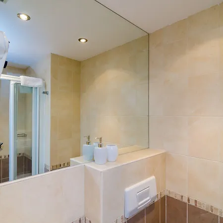 Cinema View House Pensionat