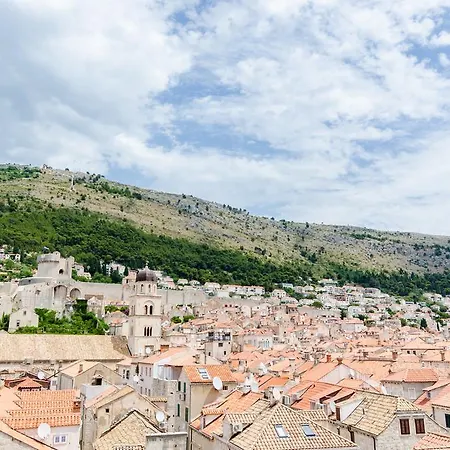 Pensionat Cinema View House 3*