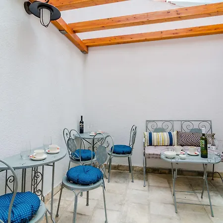 Gostinjska kuća Cinema View House 3*