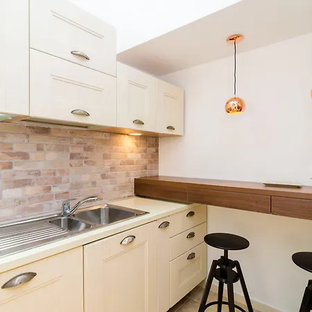 Gostinjska kuća Cinema View House 3*